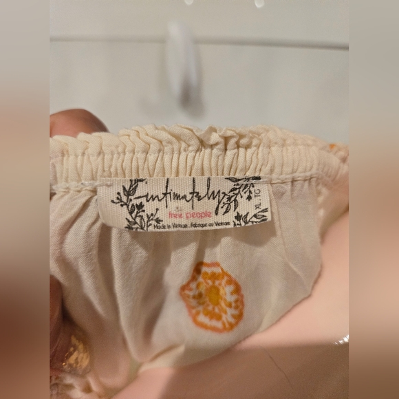 Free People Loose Boho Hippi Floral Off-Shoulder Dress - Picture 5 of 8